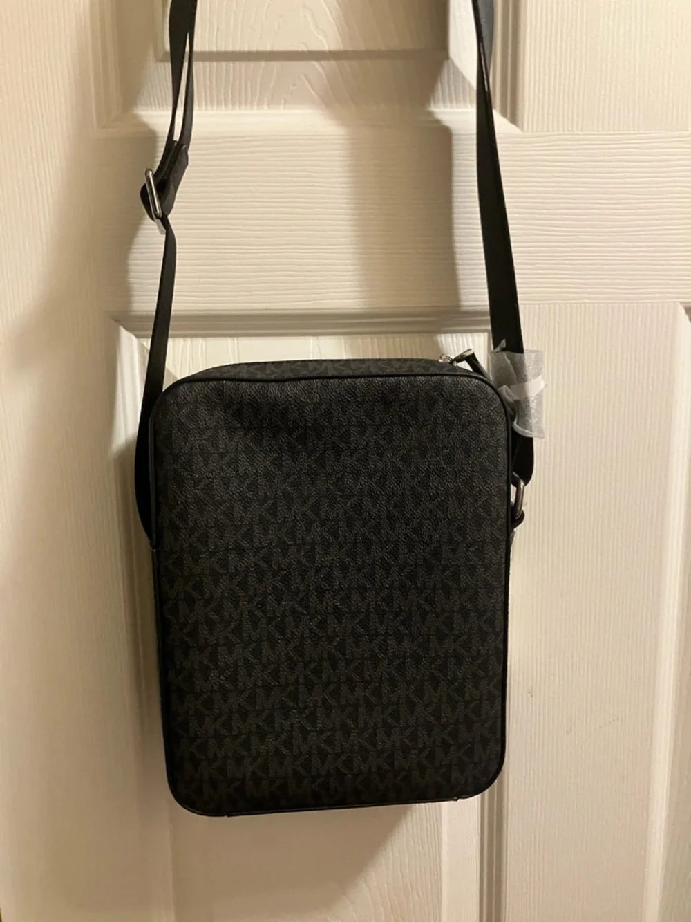Michael Kors Black Signature Monogram Crossbody Messenger - Picture 7 of 8